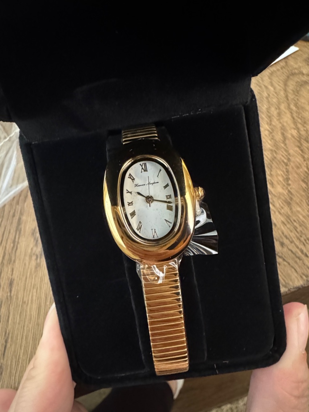 New Heaven Mayhem Amara Watch (Gold)
